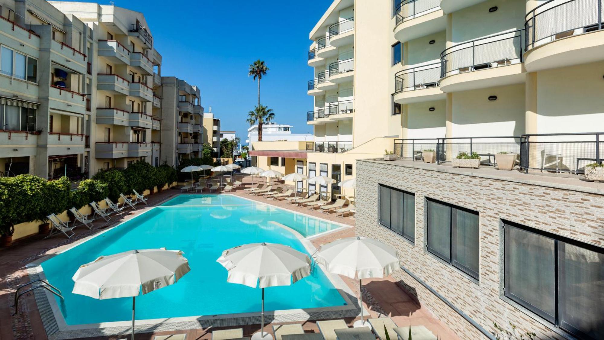 Rina Hotel