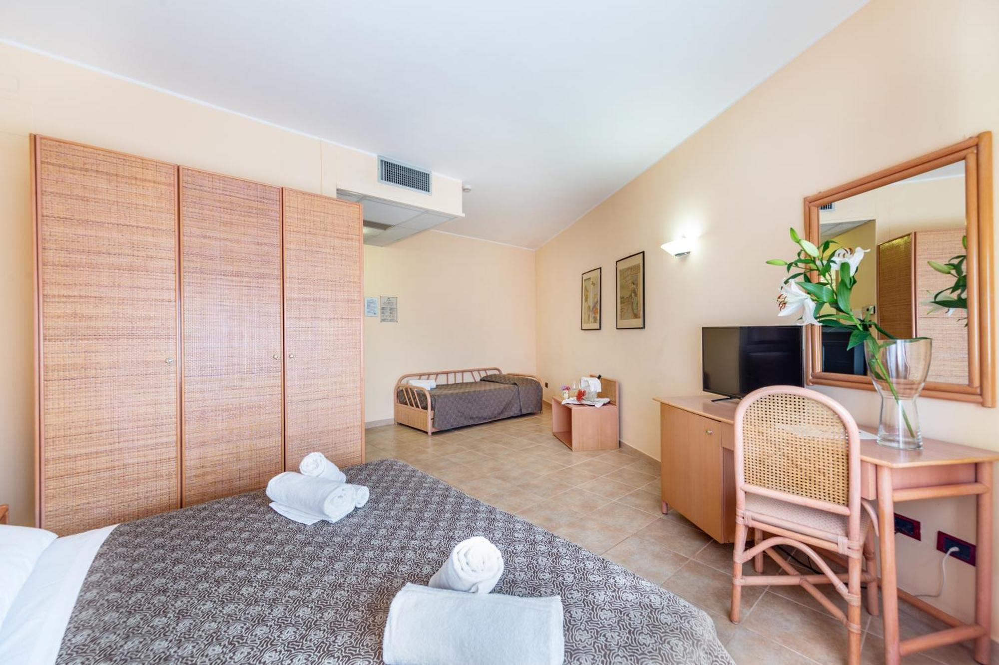 Rina Hotel