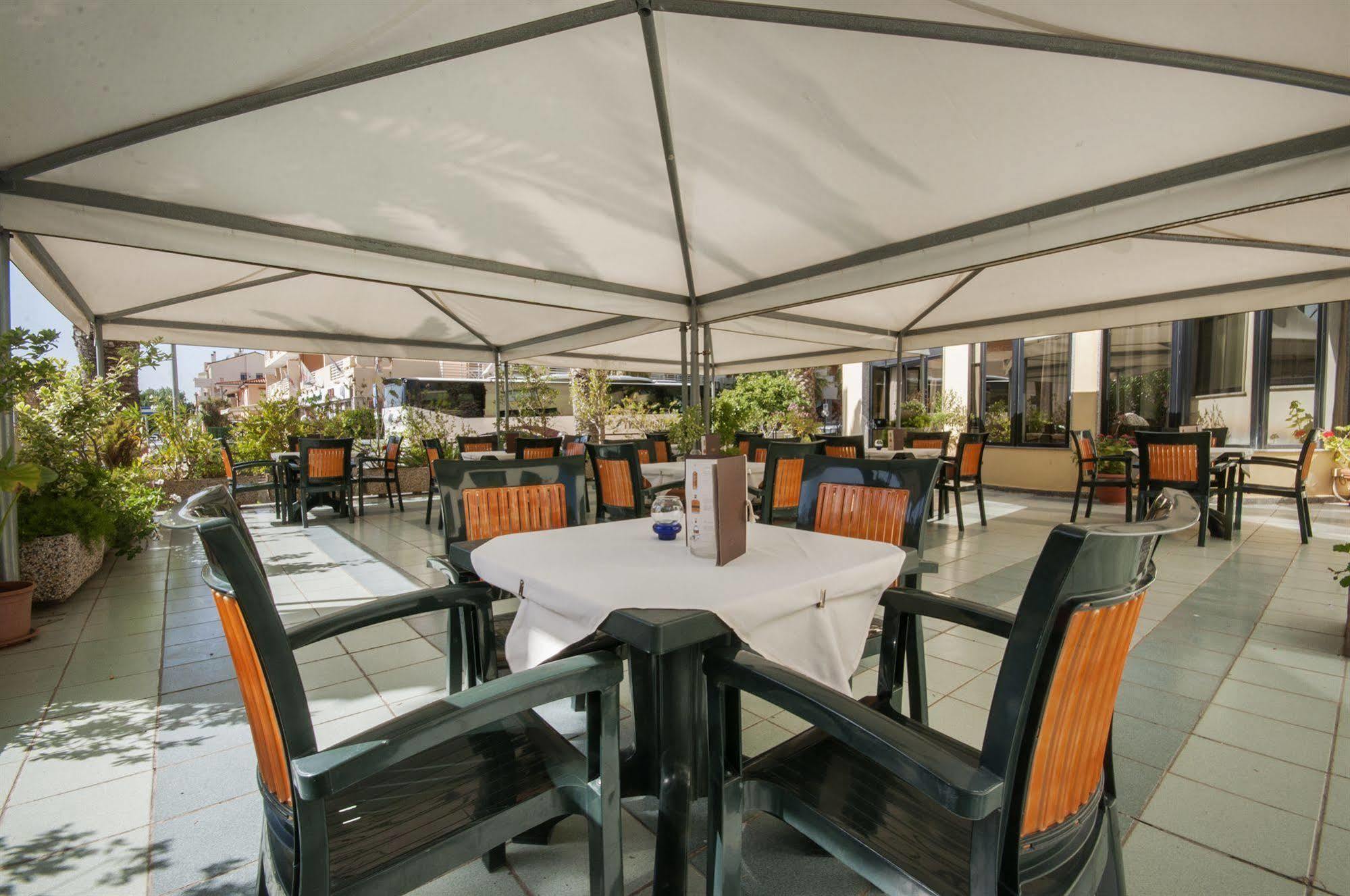 Hotel Rina 4*