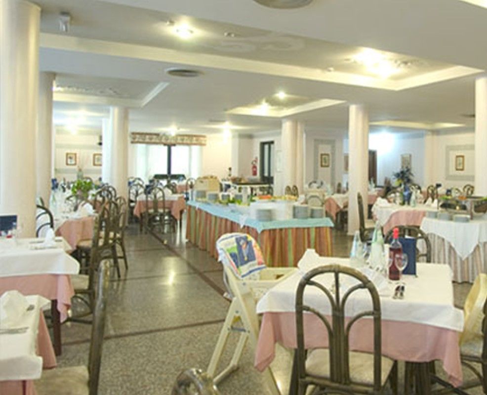Hotel Rina